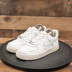 NIKE AIR FORCE ONE AF1 WOMENS ATHLETIC SHOES RETRO SNEAKERS WHITE LEATHER SIZE 7